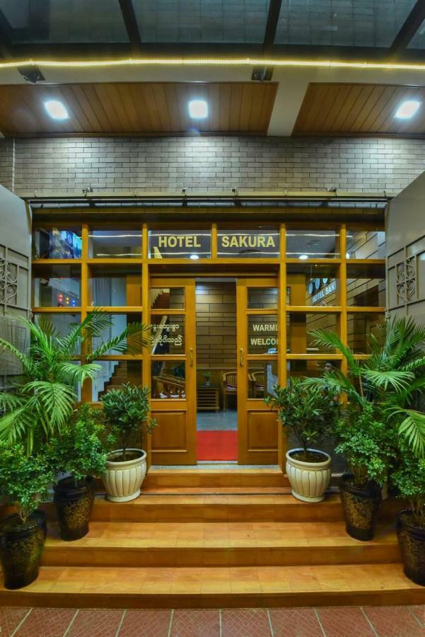 Hotel Sakura Pyinoolwin Pyin Oo Lwin Exterior photo